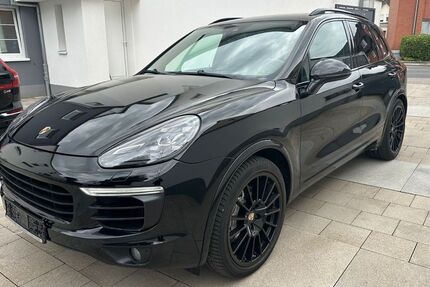 Porsche Cayenne 247.700 km 25.900 &euro; Troisdorf (Nähe Köln/Bonn) 53844