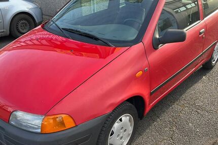 Fiat Punto 101.000 km 990 &euro; Köln 50739