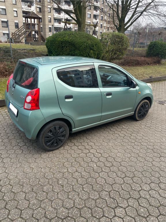 Suzuki Alto 122.000 km 1.500 € Köln 50858