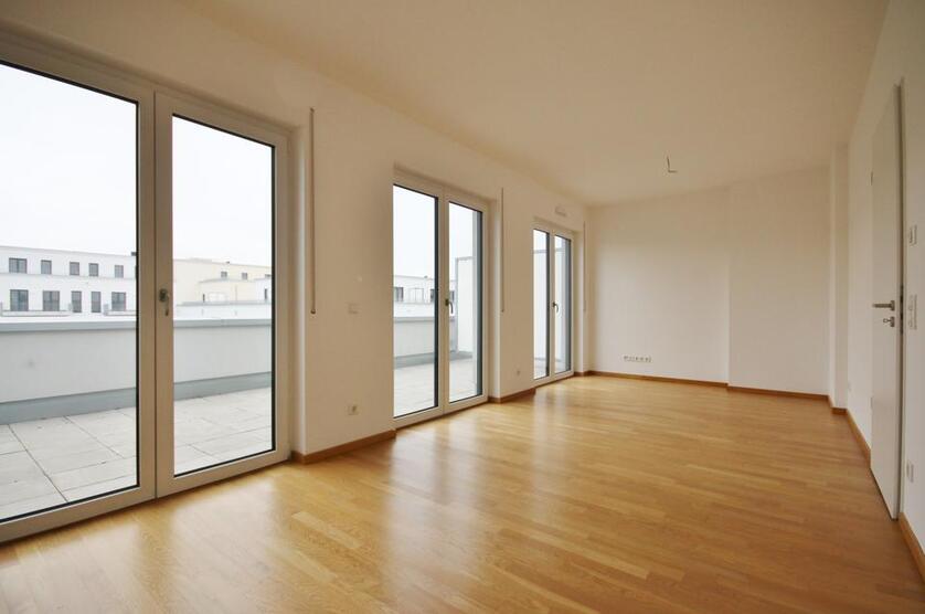 2-Zimmer-Wohnung mit sonniger Dachterrasse zimmer