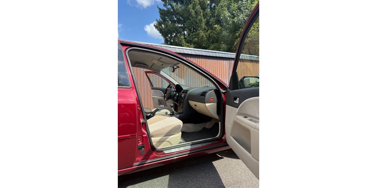 Ford Mondeo 215.000 km 2.500 &euro; Köln 50667