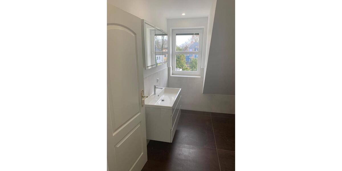 Maisonettenwohnung Köln Lindenthal - 4 Zimmer, 126 m&sup2;, 2.520&euro; | Angebot:25097983