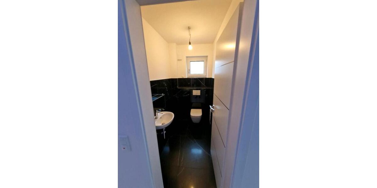 Doppelhaushälfte Bergisch Gladbach Gronau - 4 Zimmer, 135 m&sup2;, 2.200&euro; | Angebot:26248135