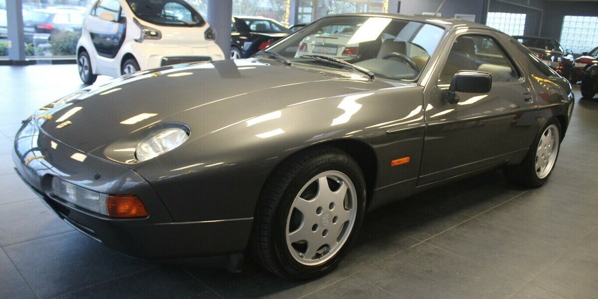 Porsche 928 GT - OLDTIMER - Schiebedach - Klima - 122.303 km 39.980 &euro; Euskirchen 53881
