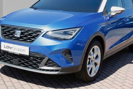 Seat Arona 22.100 km 24.440 &euro; Meckenheim / Bonn 53340