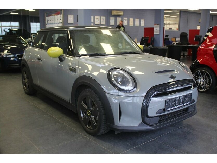 Cooper SE Classic Trim