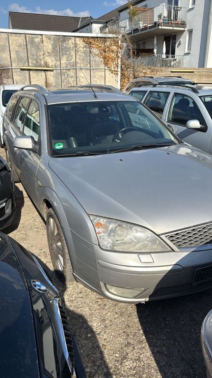 Ford Mondeo 375.000 km 1.499 € Bonn 53123