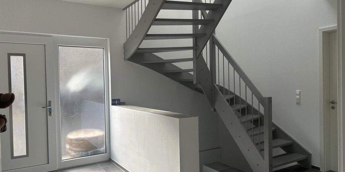 Einfamilienhaus Dattenberg Brochenbach - 7 Zimmer, 225 m&sup2;, 1.900&euro; | Angebot:25835493