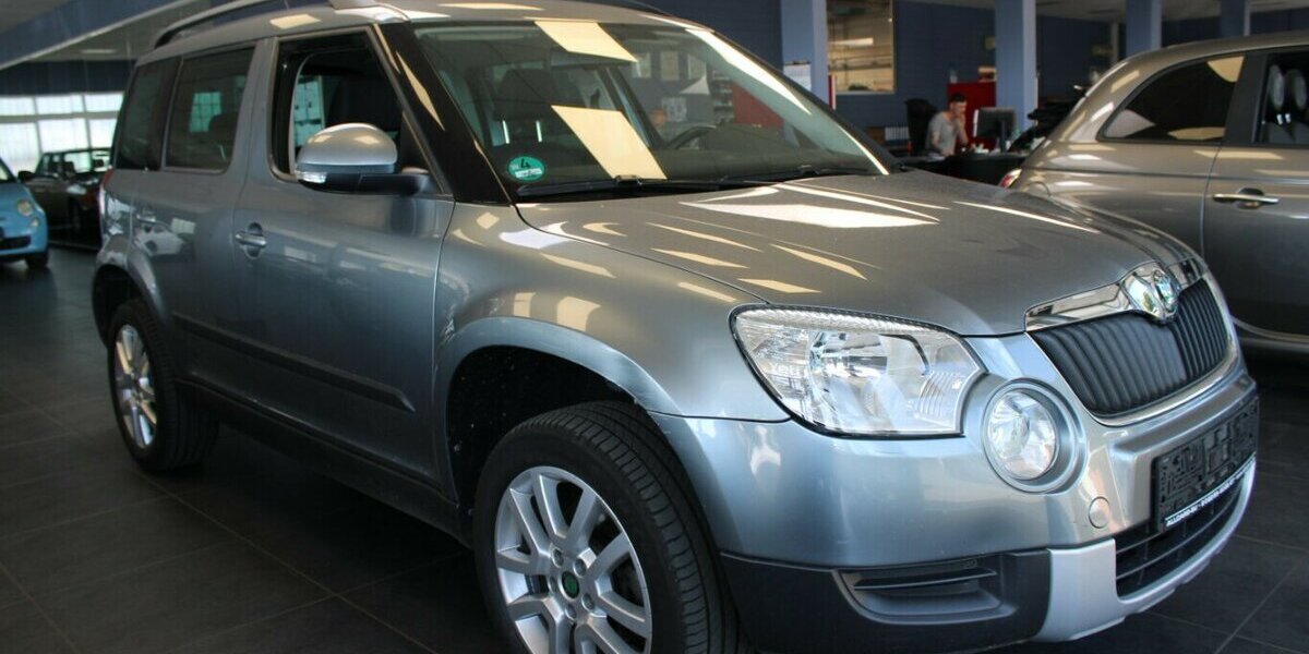 Skoda Yeti 2.0 TDI DSG 4x4 Ambition PLUS EDITION 52.528 km 13.980 &euro; Euskirchen 53881