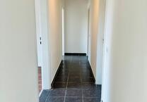Großzügige DG - Wohnung mit Terrasse & Stellplatz in Niederkassel