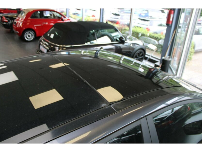 Kia Venga 1.6 CVVT Edition 7 - Panorama - 42.466 km 9.980 € Euskirchen 53881