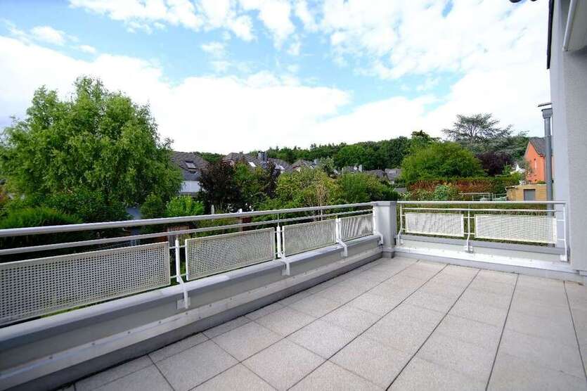 Wohnung zum Mieten in Troisdorf 1.140 € 95 m²