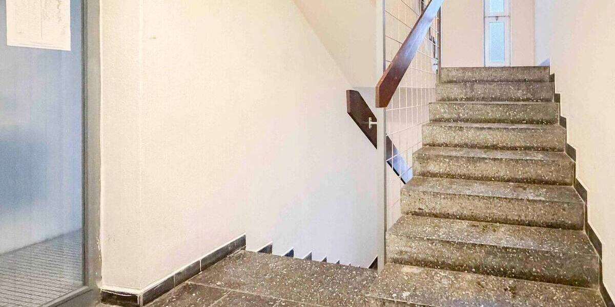Etagenwohnung Bonn Heiderhof - 2 Zimmer, 62 m&sup2;, 199.000&euro; | Angebot:26475012