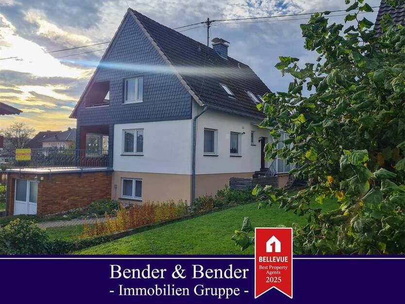 Unterkellertes Zweifamilienhaus in zentrumsnaher Lage von Asbach!