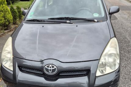 Toyota Verso 276.500 km 3.300 € Köln 51109