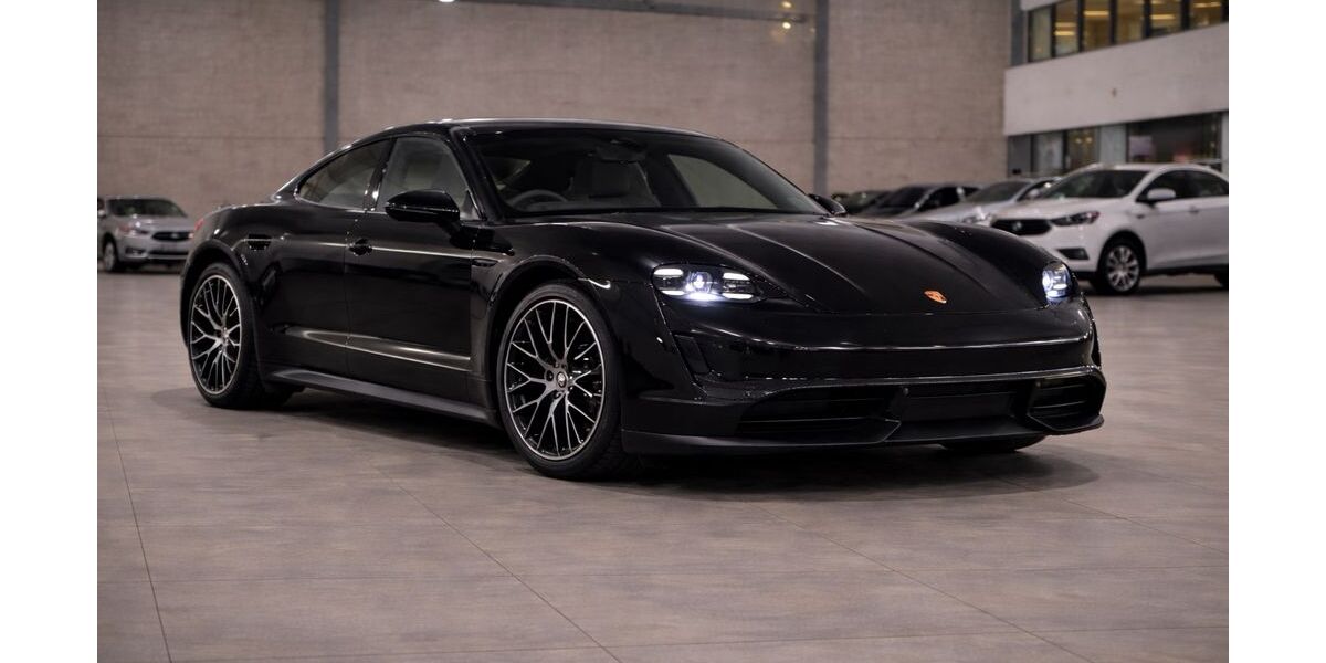 Porsche Taycan 7.950 km 64.950 &euro; Köln 50674