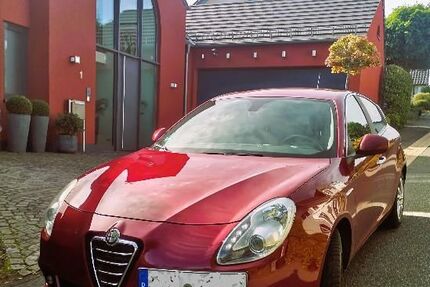 Alfa Romeo Giulietta 116.000 km 5.890 € Bad Münstereifel 53902