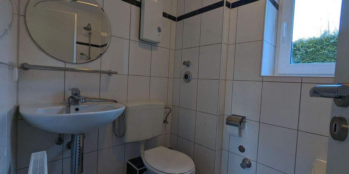 Etagenwohnung Bonn Muffendorf - 3 Zimmer, 64 m&sup2;, 750&euro; | Angebot:25802749