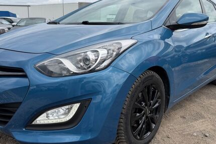 Hyundai i30 259.956 km 3.290 &euro; Weilerswist 53919
