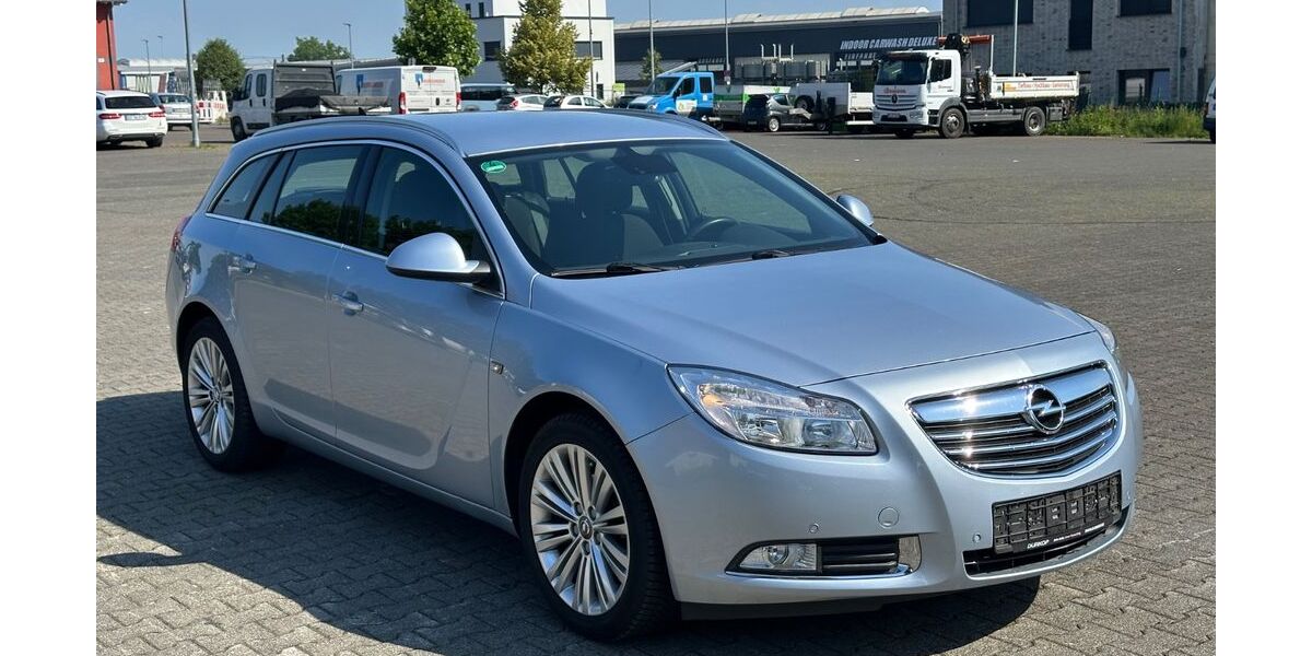 Opel Insignia 72.860 km 7.950 &euro; Bornheim 53332