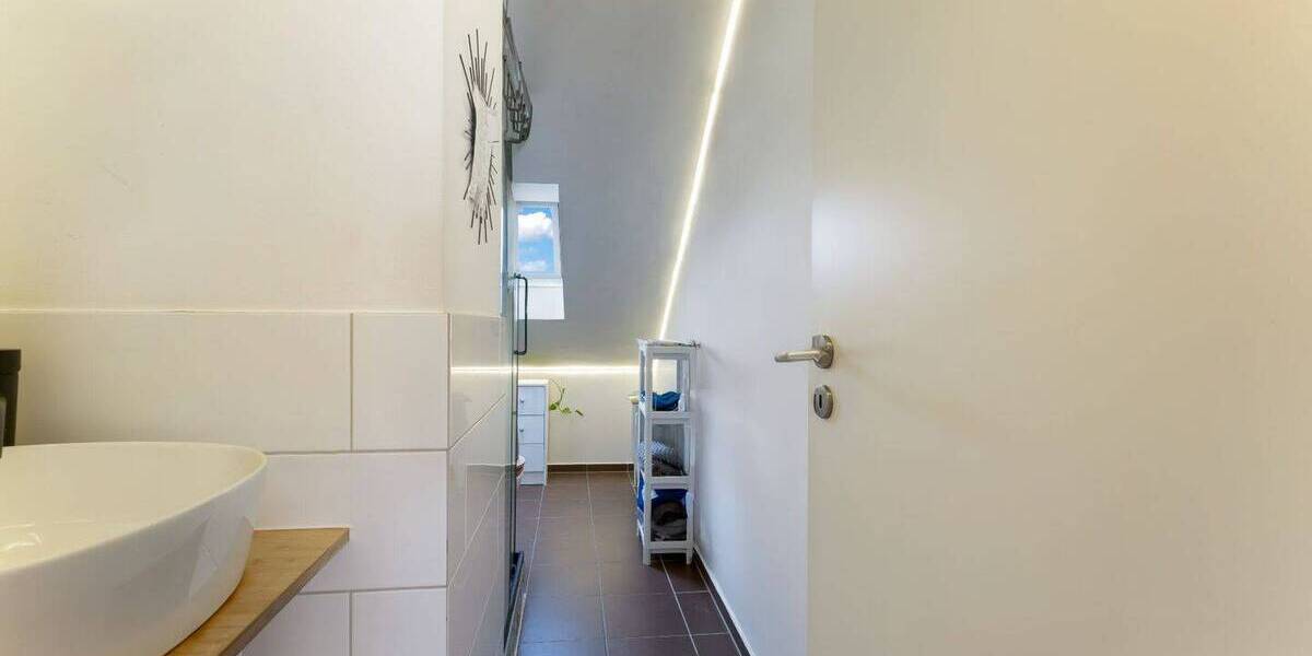 Mehrfamilienhaus, Wohnhaus Sankt Augustin - 6 Zimmer, 158 m&sup2;, 545.000&euro; | Angebot:26879770