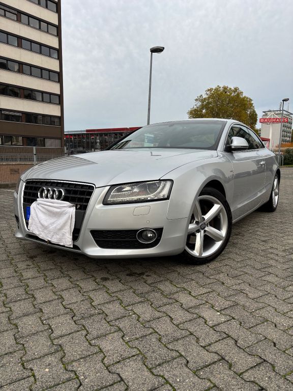 Audi A5 120.000 km 16.766 € Köln 50667