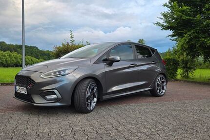 Ford Fiesta 85.000 km 15.990 &euro; Overath 51491