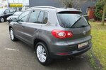 VW Tiguan TEAM orig.ATM ca 52 tkm XENON AHK PARKPILOT 112.432 km 9.908 &euro; Köln 50858