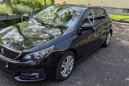 Peugeot 308 81.600 km 10.299 &euro; Köln 51067