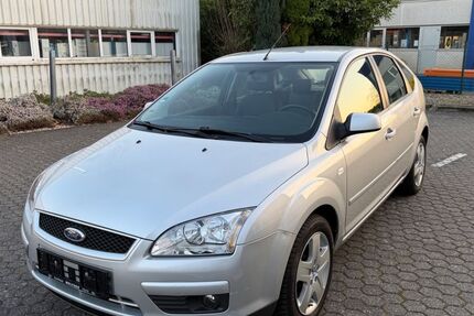 Ford Focus 105.000 km 5.100 &euro; Köln 51147