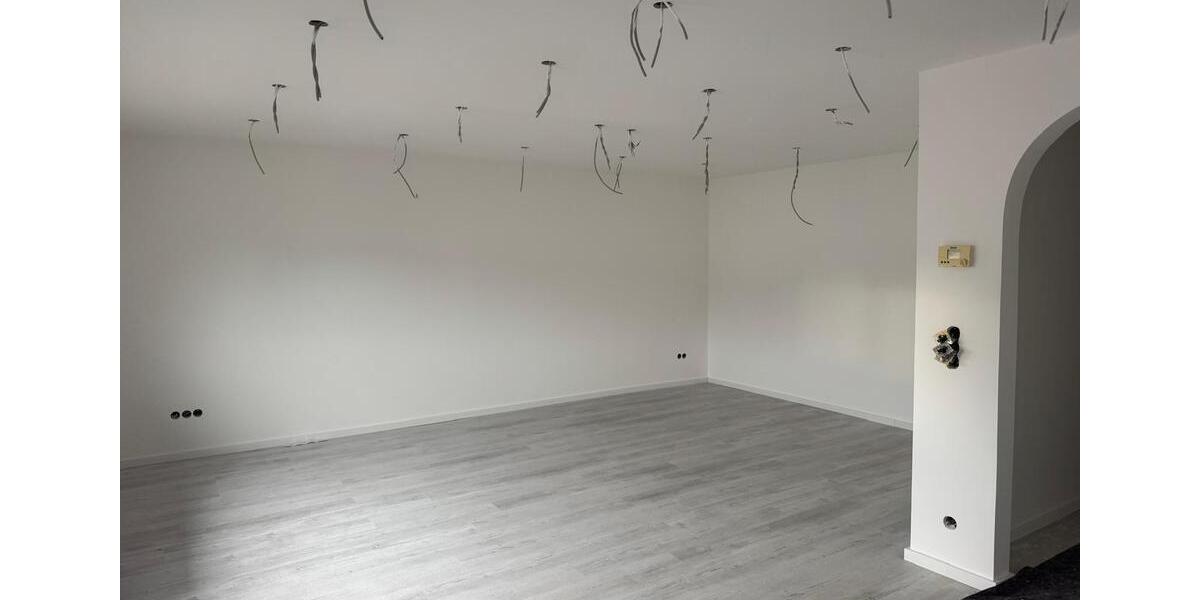 Dachgeschoßwohnung Siegburg - 2 Zimmer, 84 m&sup2;, 1.120&euro; | Angebot:26626435