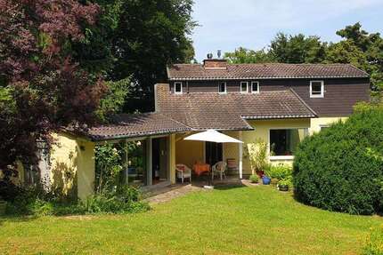 Haus zum Kaufen in Bonn Muffendorf 689.000 € 235 m² 8 zimmer