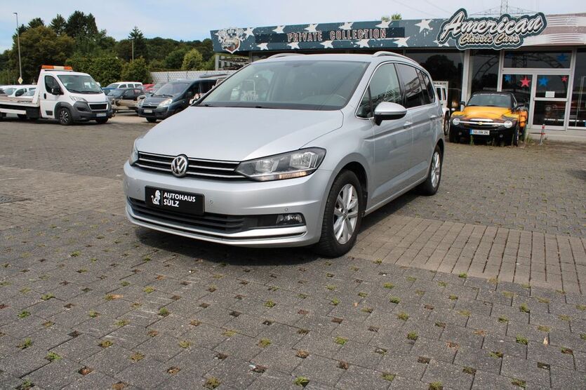 VW Touran 53.280 km 17.999 € Lohmar 53797