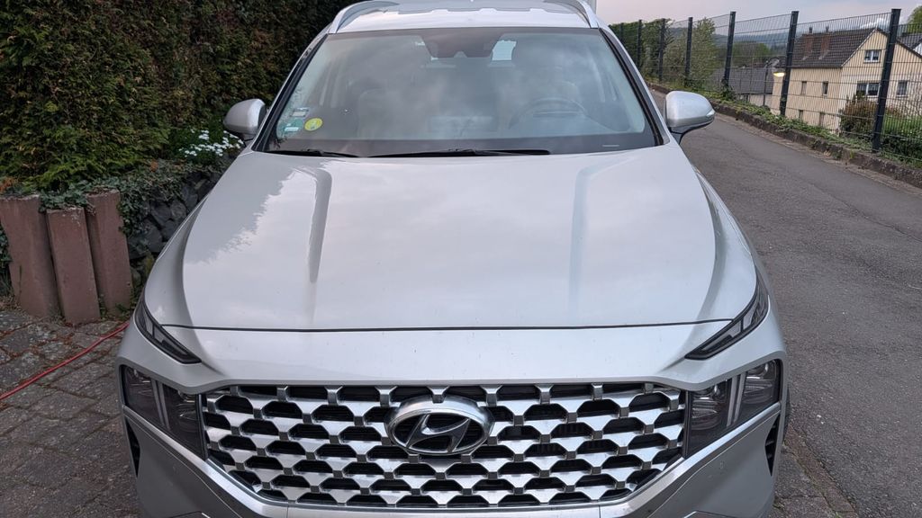 Hyundai SANTA FE 39.995 km 30.999 &euro; Bad Breisig 53498