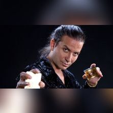 Wake-Up Magic Show bei Lion Badree Berlin