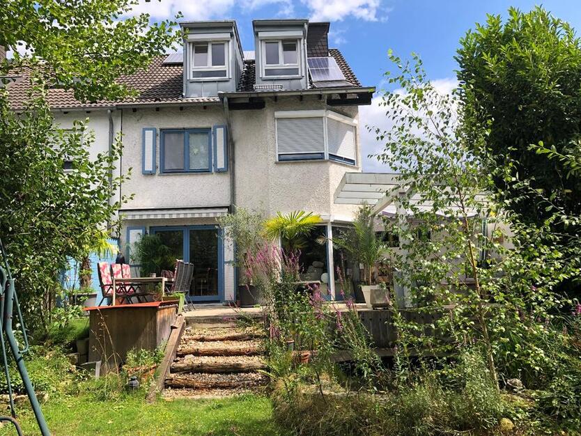 Einfamilienhaus, 6 Zimmer, Garten, Carport, Top Lage, von privat