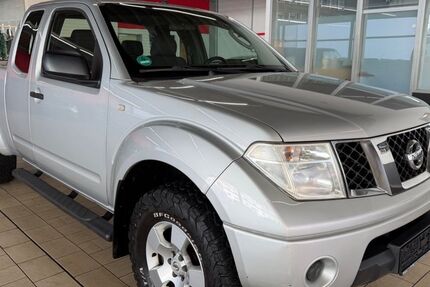Nissan Navara 194.000 km 7.850 &euro; Köln 50739