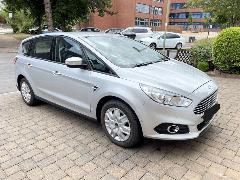 S-Max