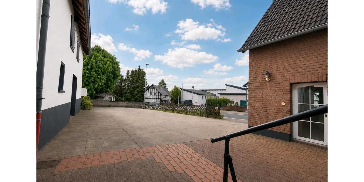 Bauernhaus, Landhaus Euskirchen - 10 Zimmer, 520 m&sup2;, 399.000&euro; | Angebot:26498015