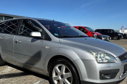 Ford Focus 243.000 km 1.188 &euro; Rheinbach 53359