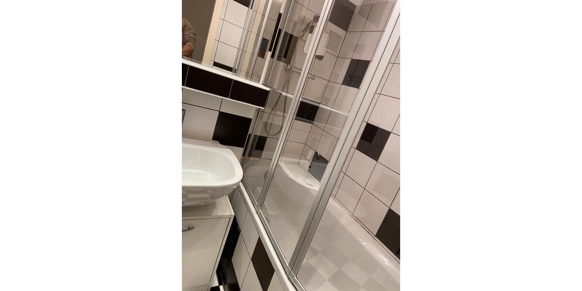 Etagenwohnung Köln Kalk - 2 Zimmer, 37 m&sup2;, 165.000&euro; | Angebot:25408301