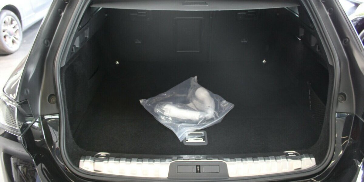 Peugeot 508 SW Hybrid 225 e-EAT8 GT 114.130 km 15.980 &euro; Euskirchen 53881