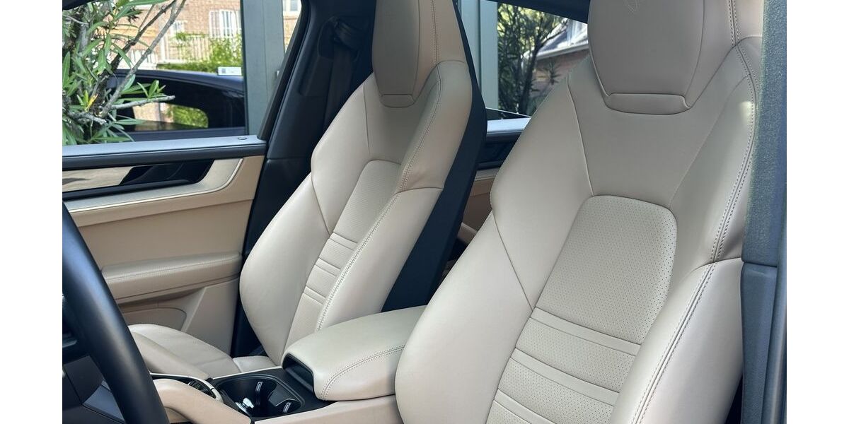 Porsche Cayenne 9.800 km 123.790 &euro; Frechen (bei Köln) 50226