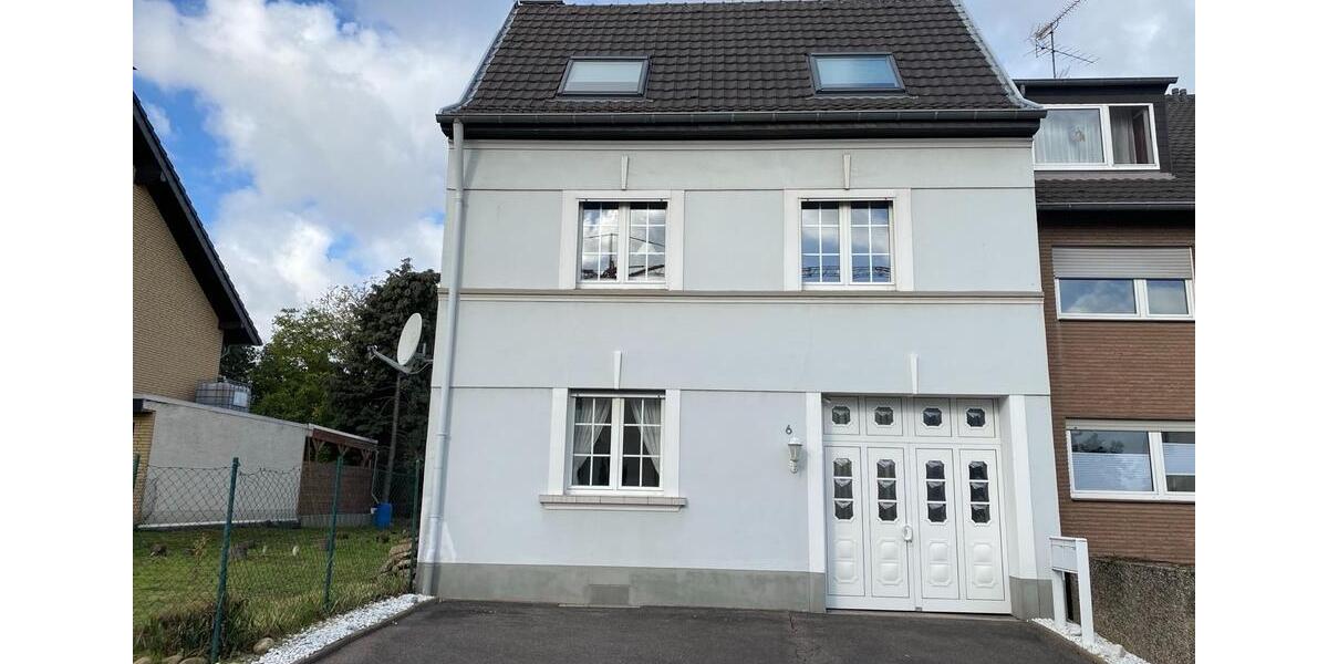 Etagenwohnung Bornheim - 2.5 Zimmer, 56 m&sup2;, 829&euro; | Angebot:24379858