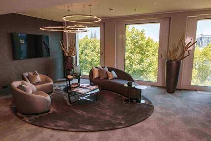 Büro mit Blick auf Neumarkt & Kölner Dom - zentral & voll ausgestattet zimmer