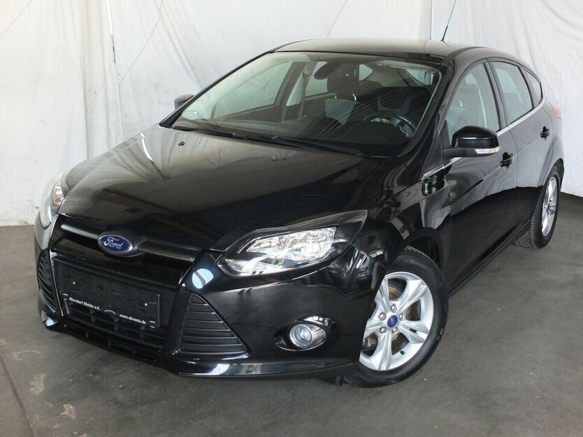 Ford Focus CHAMPIONS EDITION 5-TÜRIG orig.53.215 km ! 53.215 km 8.298 € Köln 50858