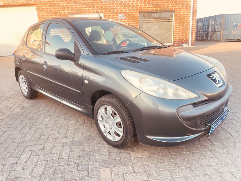 Peugeot 206 99.501 km 2.598 € Rheinbach 53359