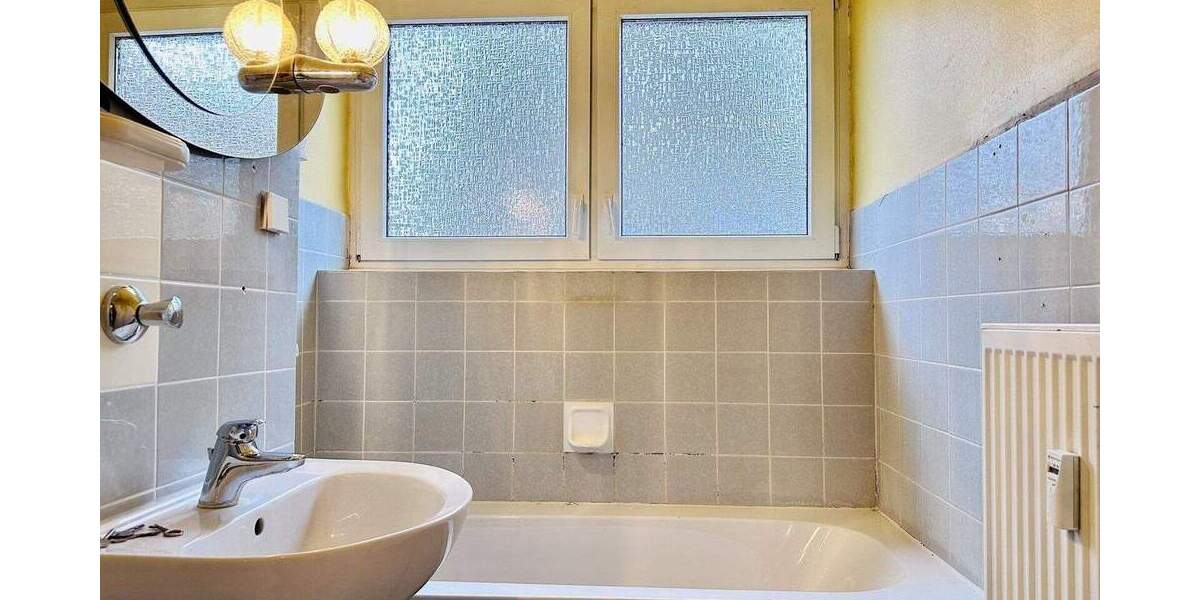 Etagenwohnung Erftstadt Liblar - 3 Zimmer, 73 m&sup2;, 179.000&euro; | Angebot:24750073