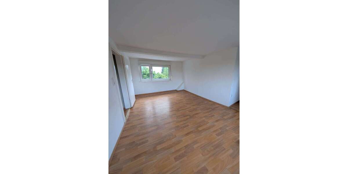 Etagenwohnung Rösrath Unterlüghausen - 4 Zimmer, 81 m&sup2;, 966&euro; | Angebot:26862099