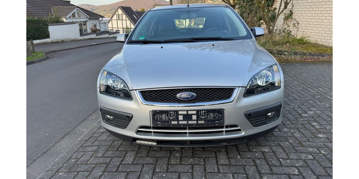 Ford Focus 98.000 km 4.100 &euro; Bonn 53177